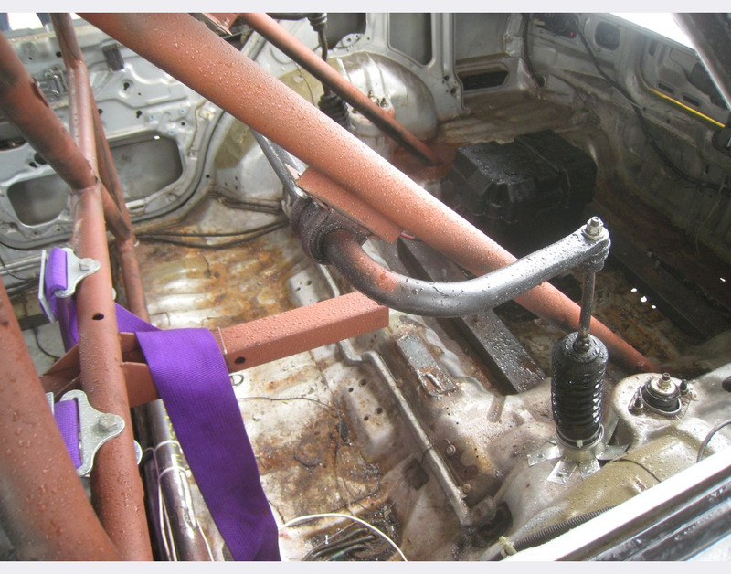 Illustration for article titled BS Inspection at the 24 Hours of LeMons Southern Discomfort